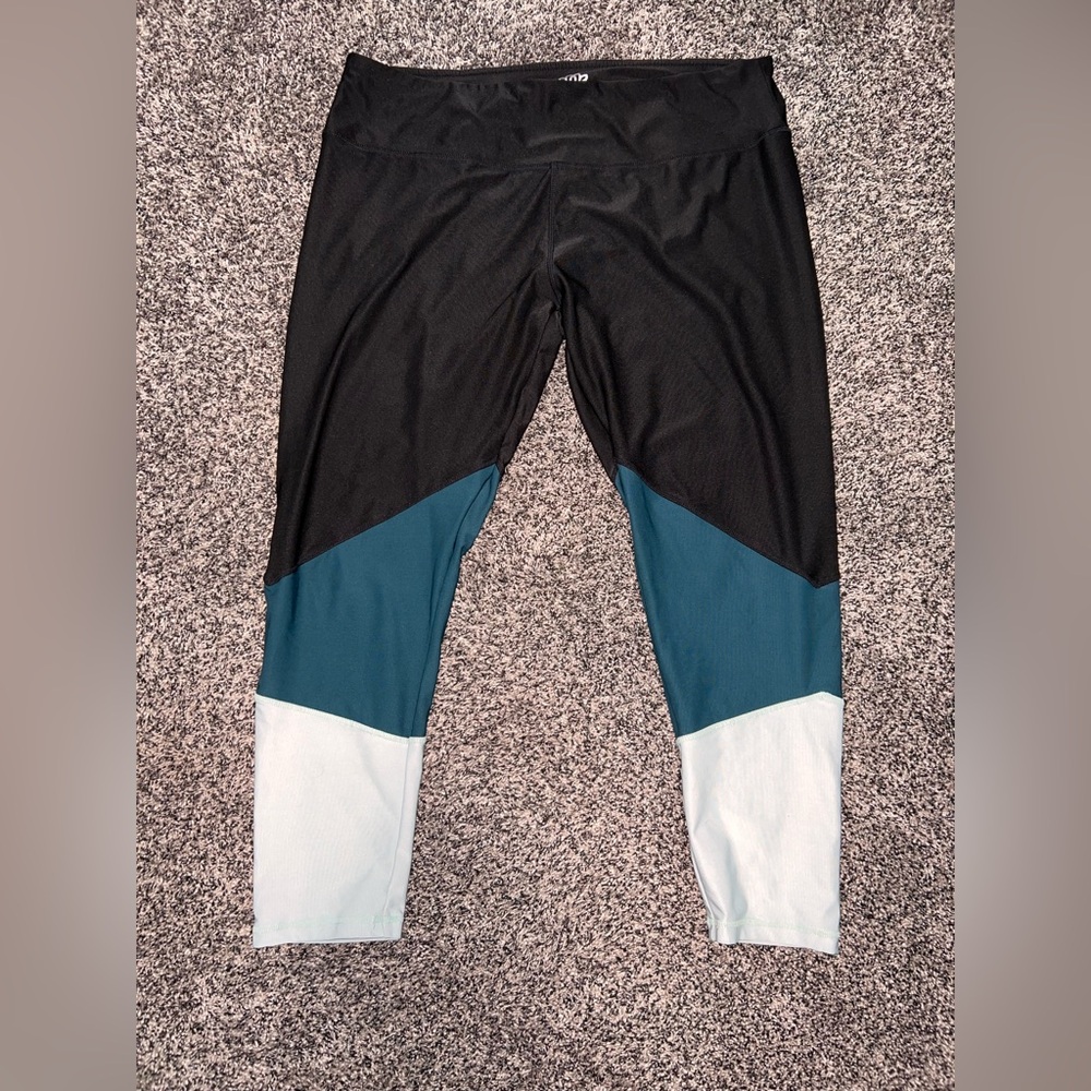 Maurices Black and Teal Colorblock Leggings